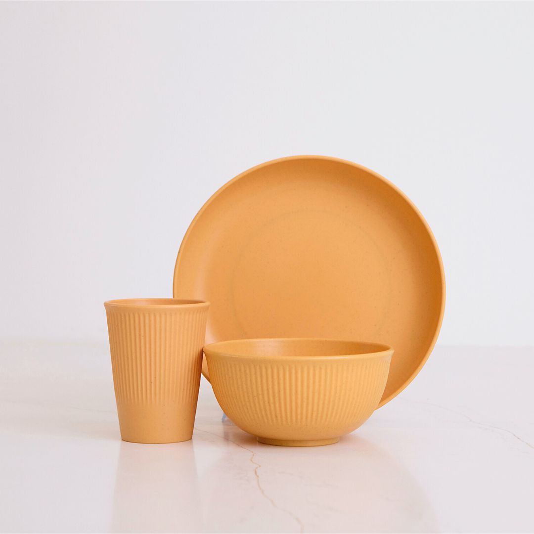 Wheat Straw Dinnerware Set BUSOKIP 20 Pieces s, Lightweight Plates